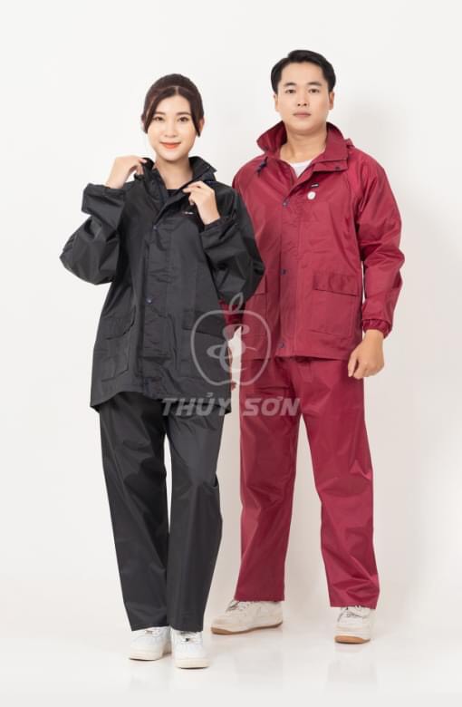 Bộ quần áo mưa - Sự lựa chọn lý tưởng khi tiết trời thất thường